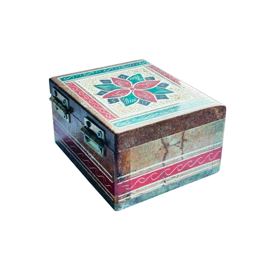 Porta Joia Baú Decorado De Pedra Sabão Lindíssimo 10x9 cm M